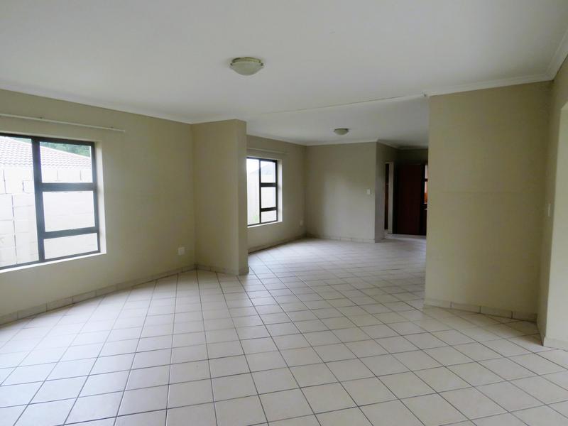 To Let 3 Bedroom Property for Rent in Vredekloof Heights Western Cape